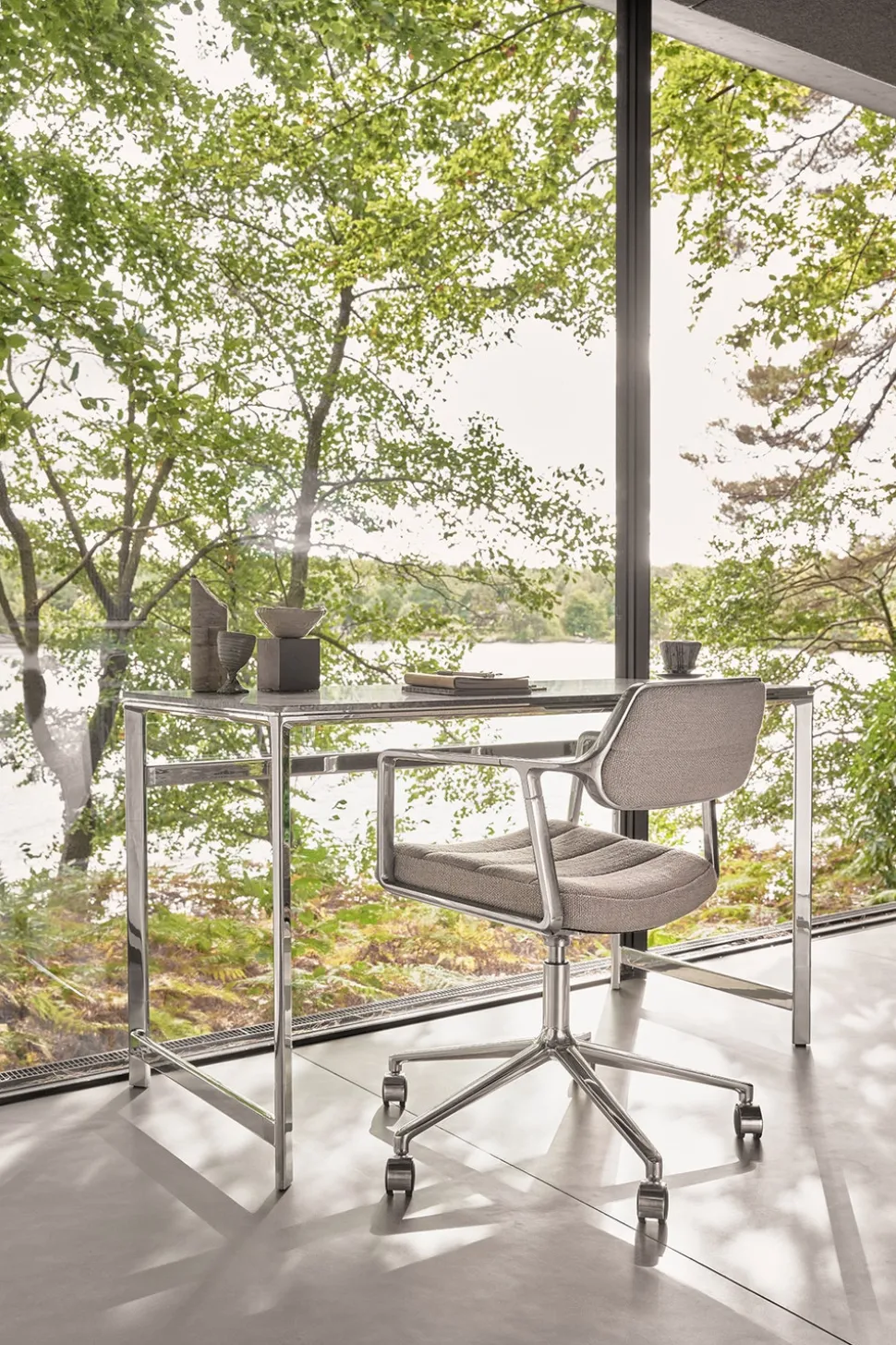 Vipp 430 Studio Skrivbord | Bosco läder, Valnöt