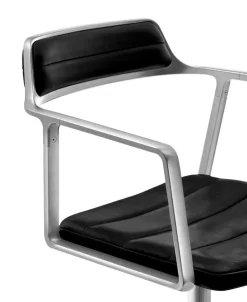 Vipp 452 Swivel Chair | Fötter | Polerat Aluminium, Svart Läder