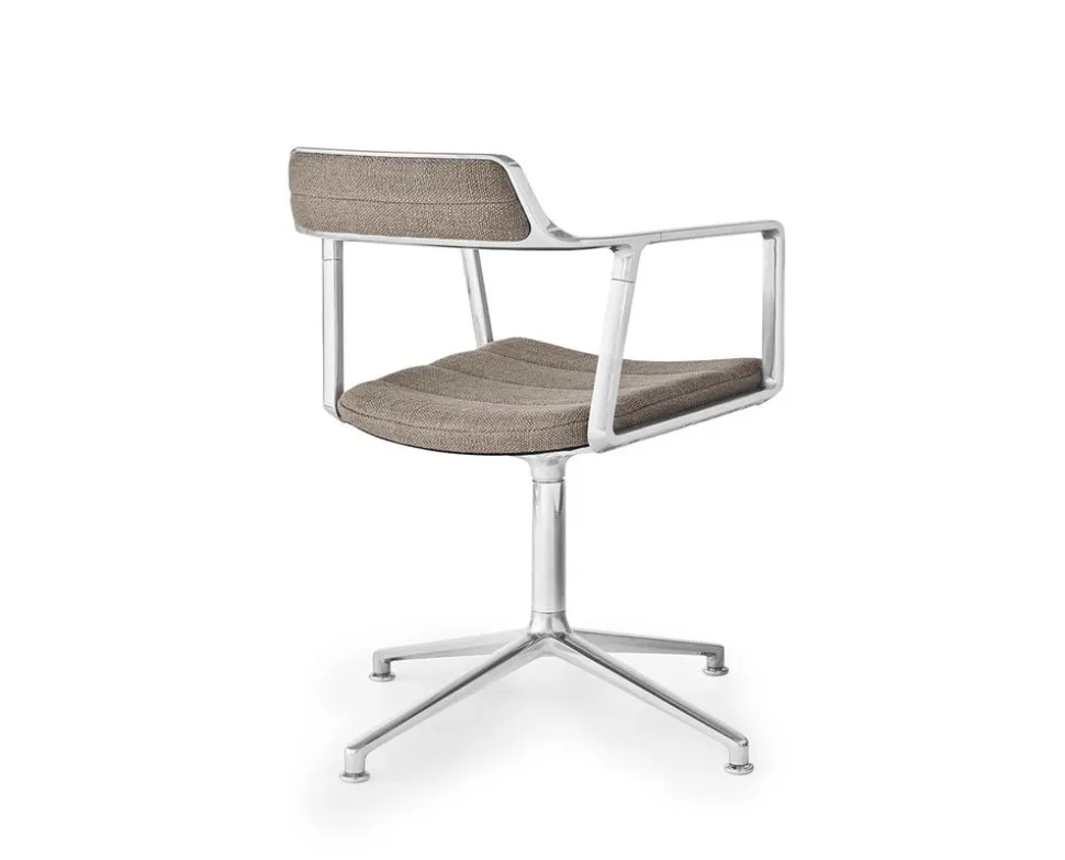 Vipp 452 Swivel Chair | Hjul | Polerat Aluminium, Dark Sand Tyg