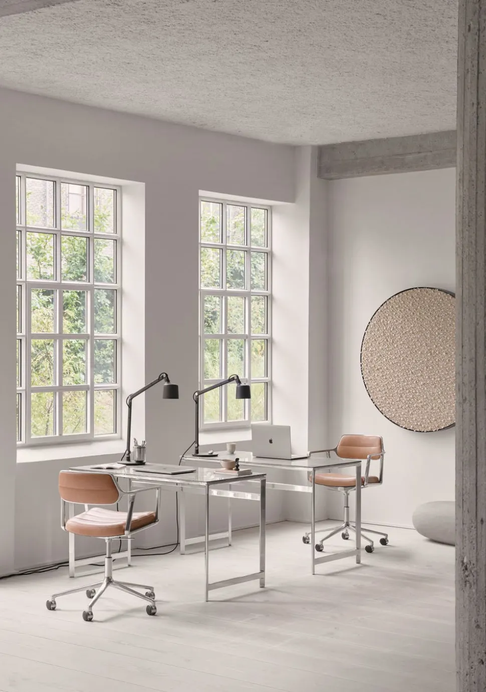 Vipp 453+ Swivel Stol | Fötter | Camel Läder, Polerat Aluminium