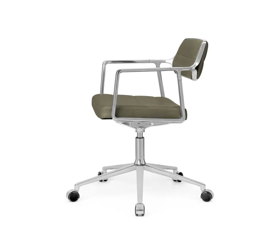 Vipp 453+ Swivel Stol | Hjul | Bosco Grönt Läder, Aluminium