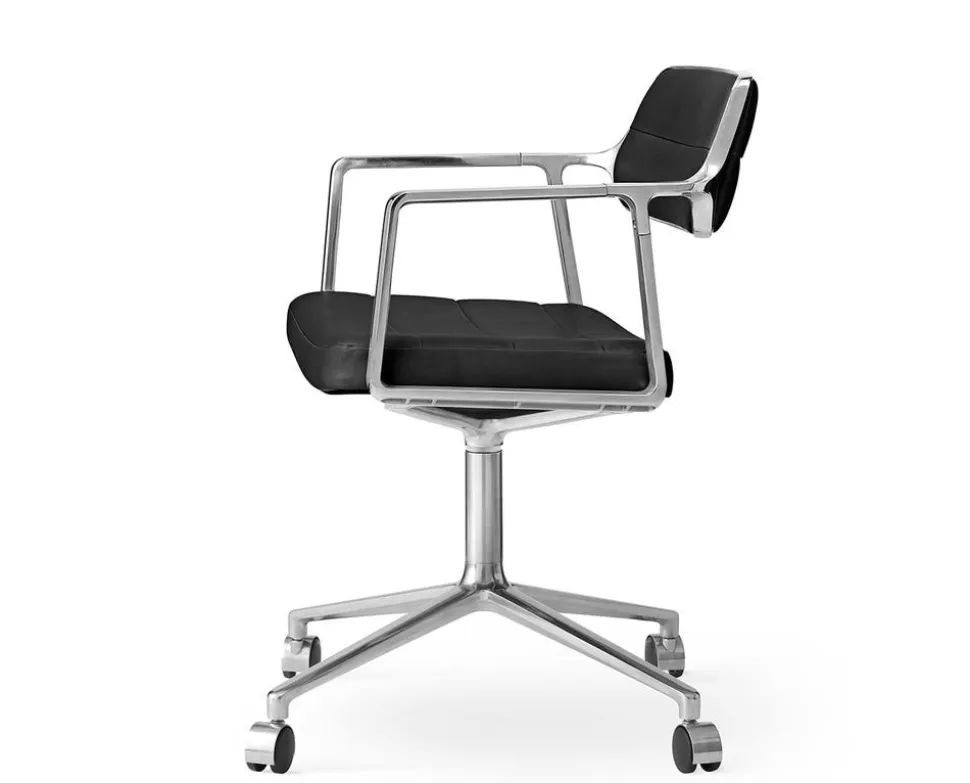 Vipp 453 Swivel Stol | Hjul | Svart Läder, Polerat Aluminium