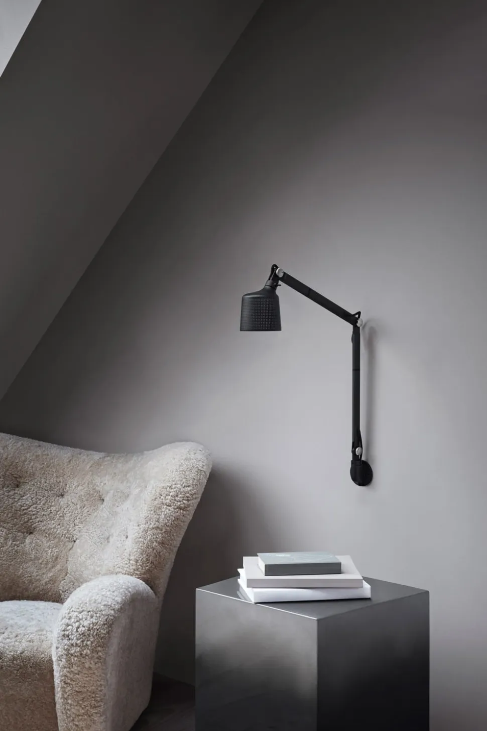 Vipp 522 Vägglampa | Svart