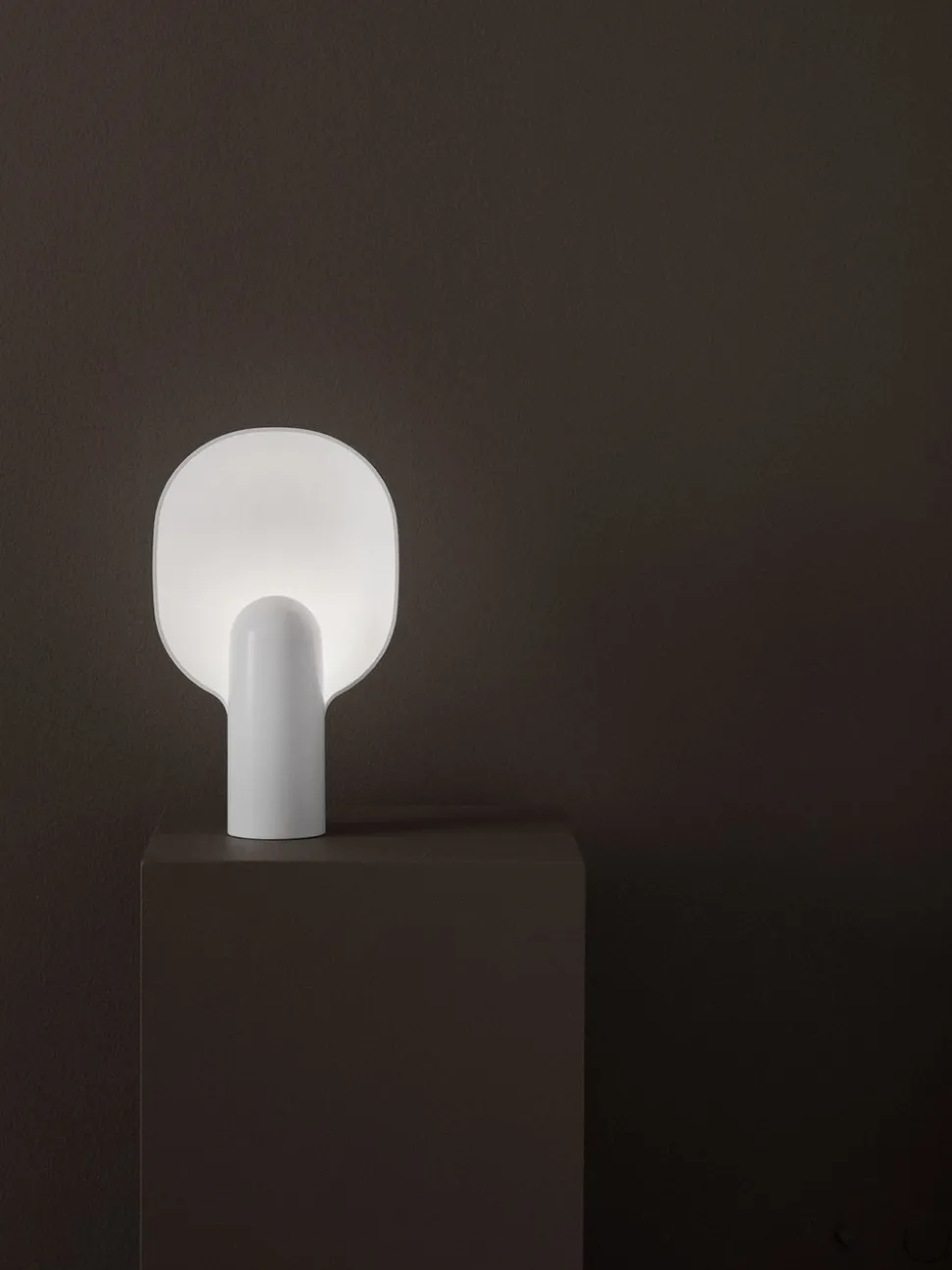 Ware Bordslampa Mole Grey