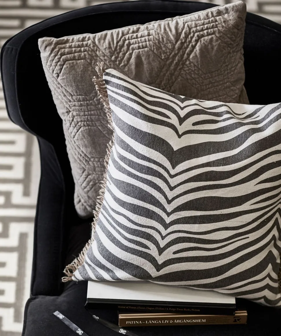 Zebra kudde 50x50 Brun